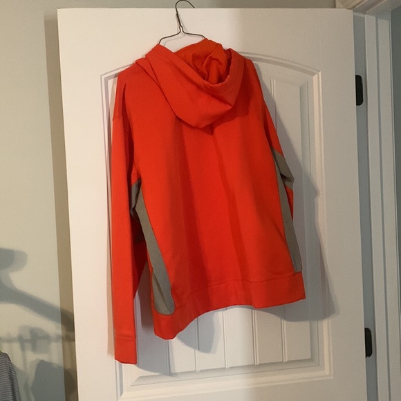 Nike Therma Fit Hoodie. Medium. Very comfortable! - Picture 3 of 3